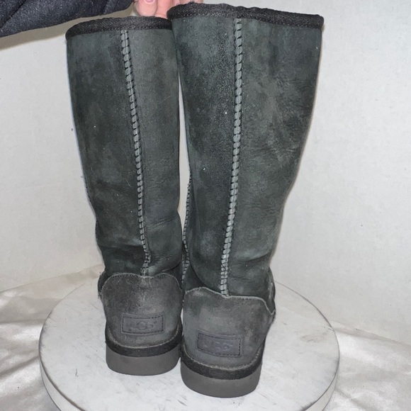 UGG Classic Tall II Boots Black Authentic Shearling Sheepskin Womens Size 7 - Picture 2 of 9